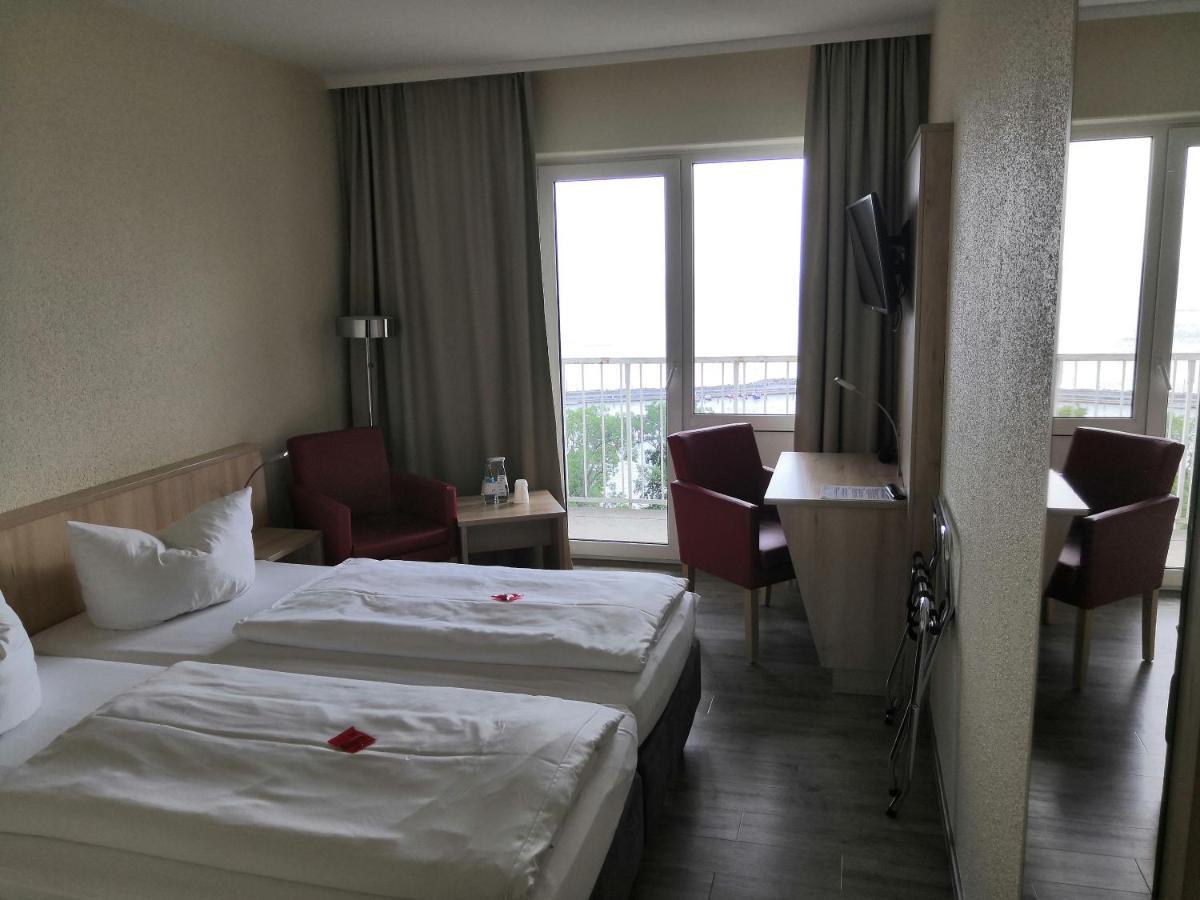 Ruegen-Hotel Sassnitz Ngoại thất bức ảnh