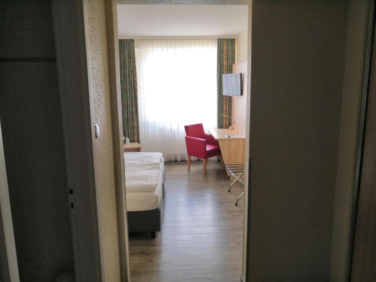 Ruegen-Hotel Sassnitz Ngoại thất bức ảnh